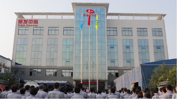 郑州长城科工贸举行升旗仪式喜迎祖国70年华诞